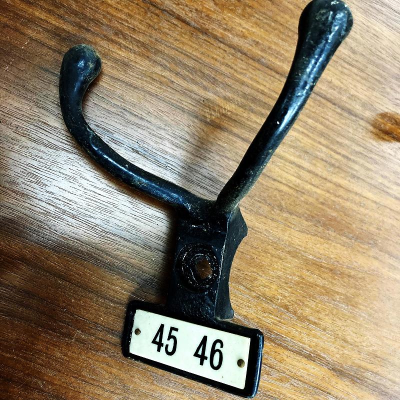 A0005 ヴィンテージ アイアン フック　ウォールハンガー　ダブルフック