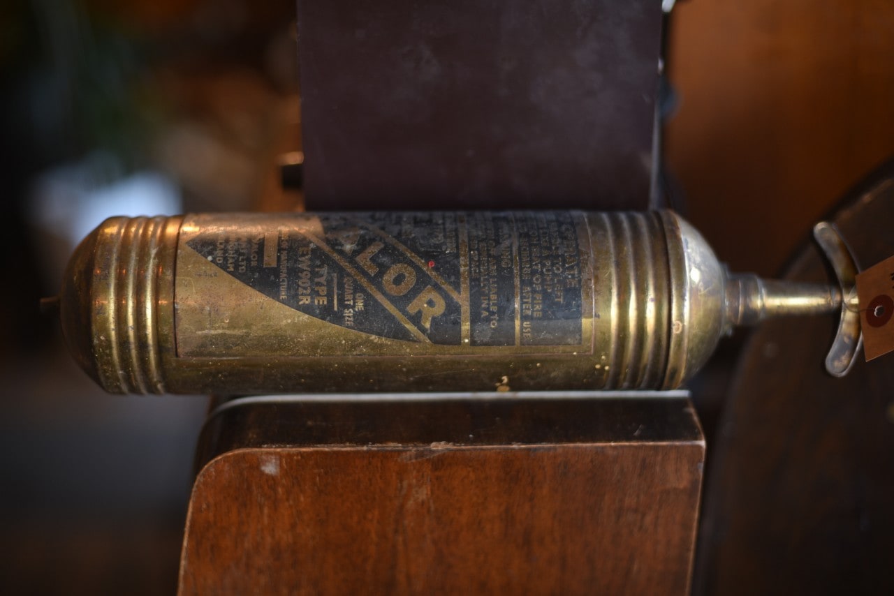 ヴィンテージ 真鍮製　消火器　FIRE EXTINGUISHER 　ブラス英国製 ガレージグッズ ,消火器 | INNOCENT ONLINE SHOP