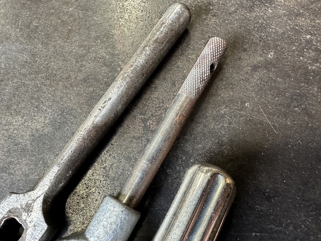 108030 ヴィンテージ　タップハンドル　タップレンチ　タップ・ダイス　　ツール　工具　英国 MADE IN ENGLAND