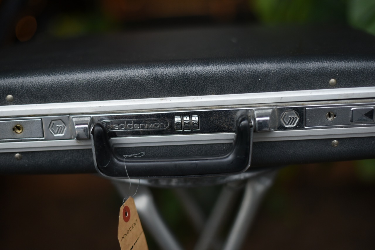 101234 UK ヴィンテージ　アタッシュケース　GOLDENMAN 　