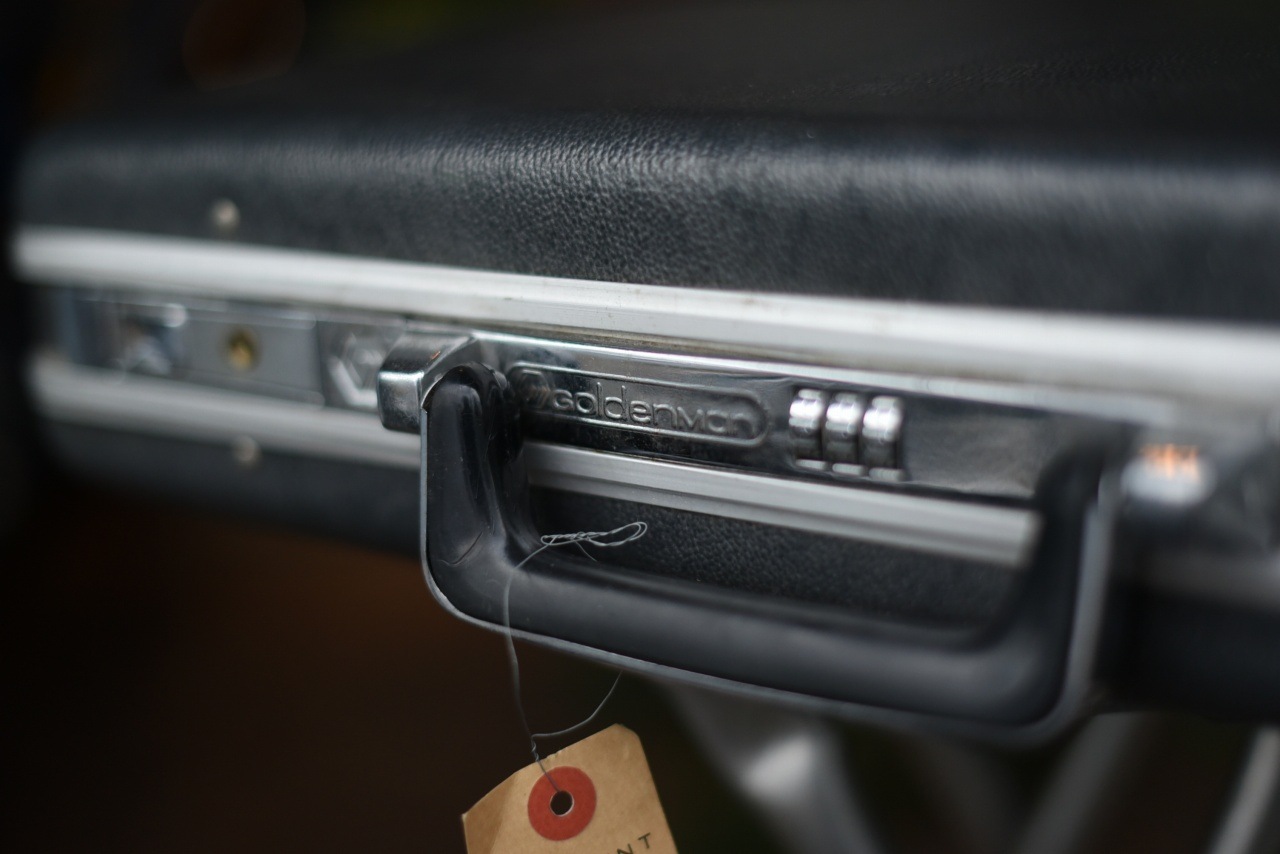 101234 UK ヴィンテージ　アタッシュケース　GOLDENMAN 　