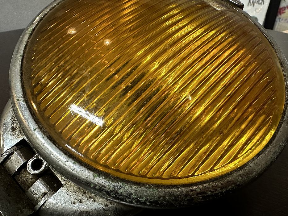 107331 ヴィンテージ　「RAYDYOT」　フォグランプ　ライト　パーツ　英国 MADE IN ENGLAND