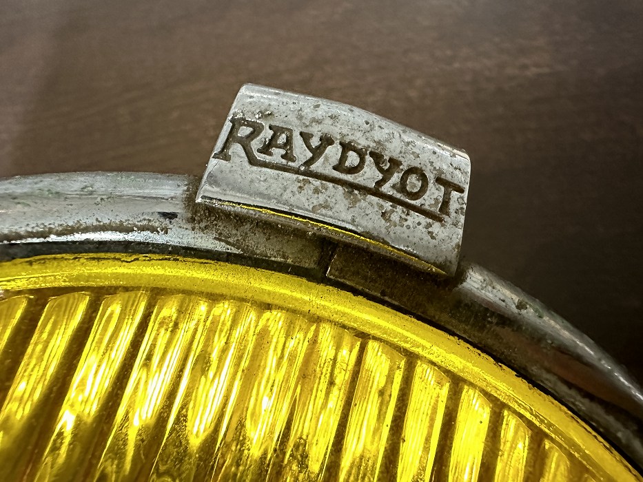 107331 ヴィンテージ　「RAYDYOT」　フォグランプ　ライト　パーツ　英国 MADE IN ENGLAND