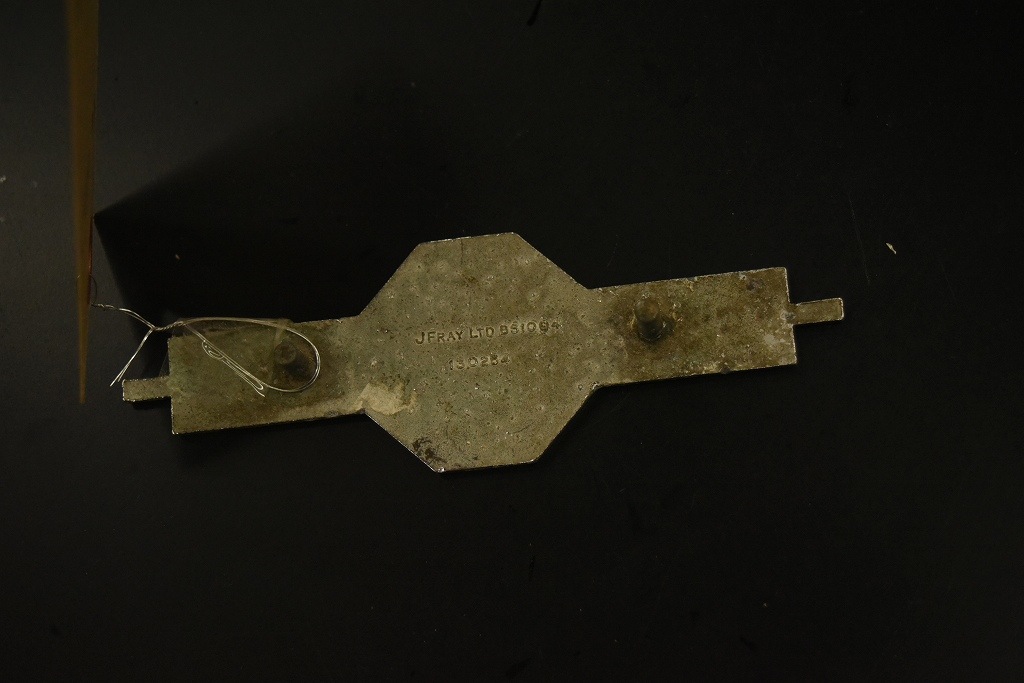 104520 ヴィンテージ 　「MG」　 旧車　エンブレム　英国 MADE IN ENGLAND