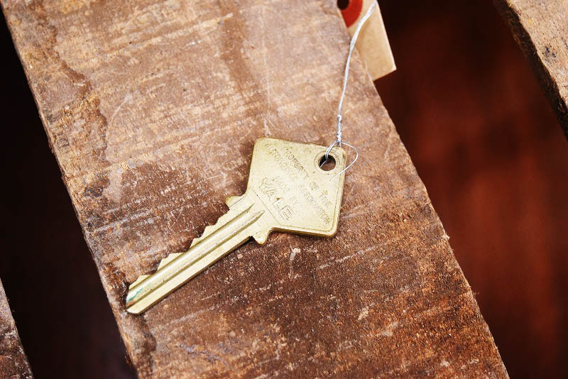 105244 ヴィンテージ キー 鍵 AA 「Automobile Association」