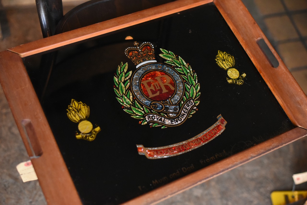 2401 UK ヴィンテージ トレー トレイ ROYAL ENGINEERS ※ガタつきがあります
