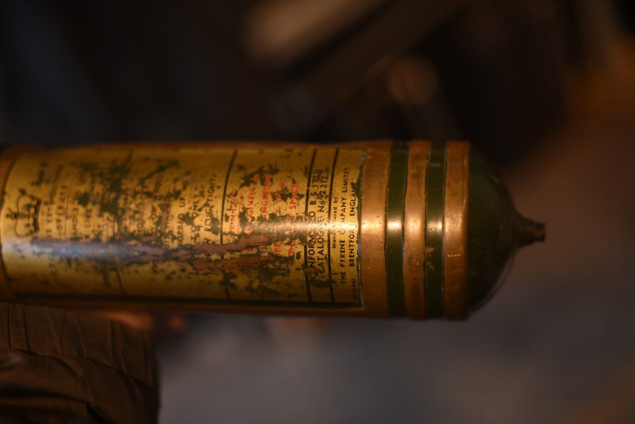 101112 UK　消火器　FIRE EXTINGUISHER 真鍮　ブラス　英国 