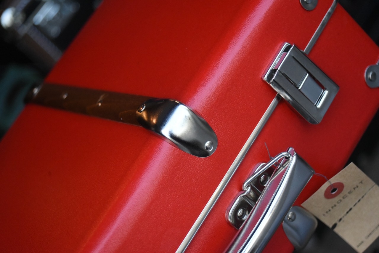 5510 40cm M レッド 「KAZETO社」 トランクケース 90年以上の歴史を誇るチェコの伝統的トランクメーカー