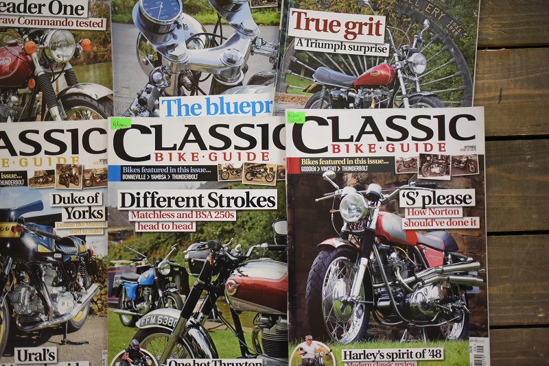 B0867 「CLASSIC BIKE GUIDE」 クラシックバイクガイド 12冊セット　ヴィンテージ　モーターサイクル誌　古本　雑誌
