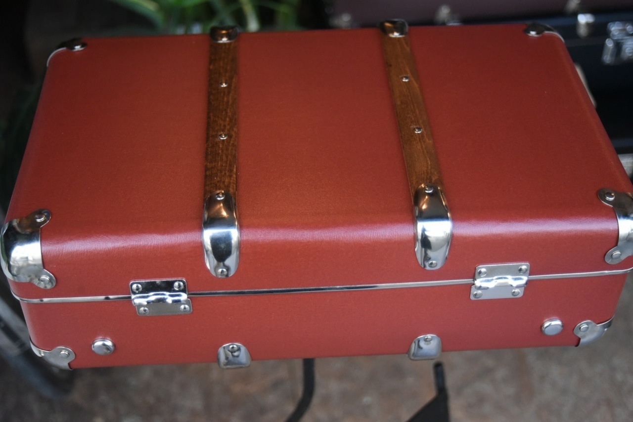 5558 40cm M ブラウン 「KAZETO社」 トランクケース 90年以上の歴史を誇るチェコの伝統的トランクメーカー