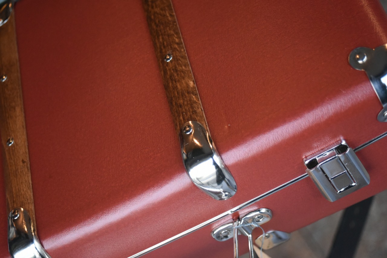 5558 40cm M ブラウン 「KAZETO社」 トランクケース 90年以上の歴史を誇るチェコの伝統的トランクメーカー