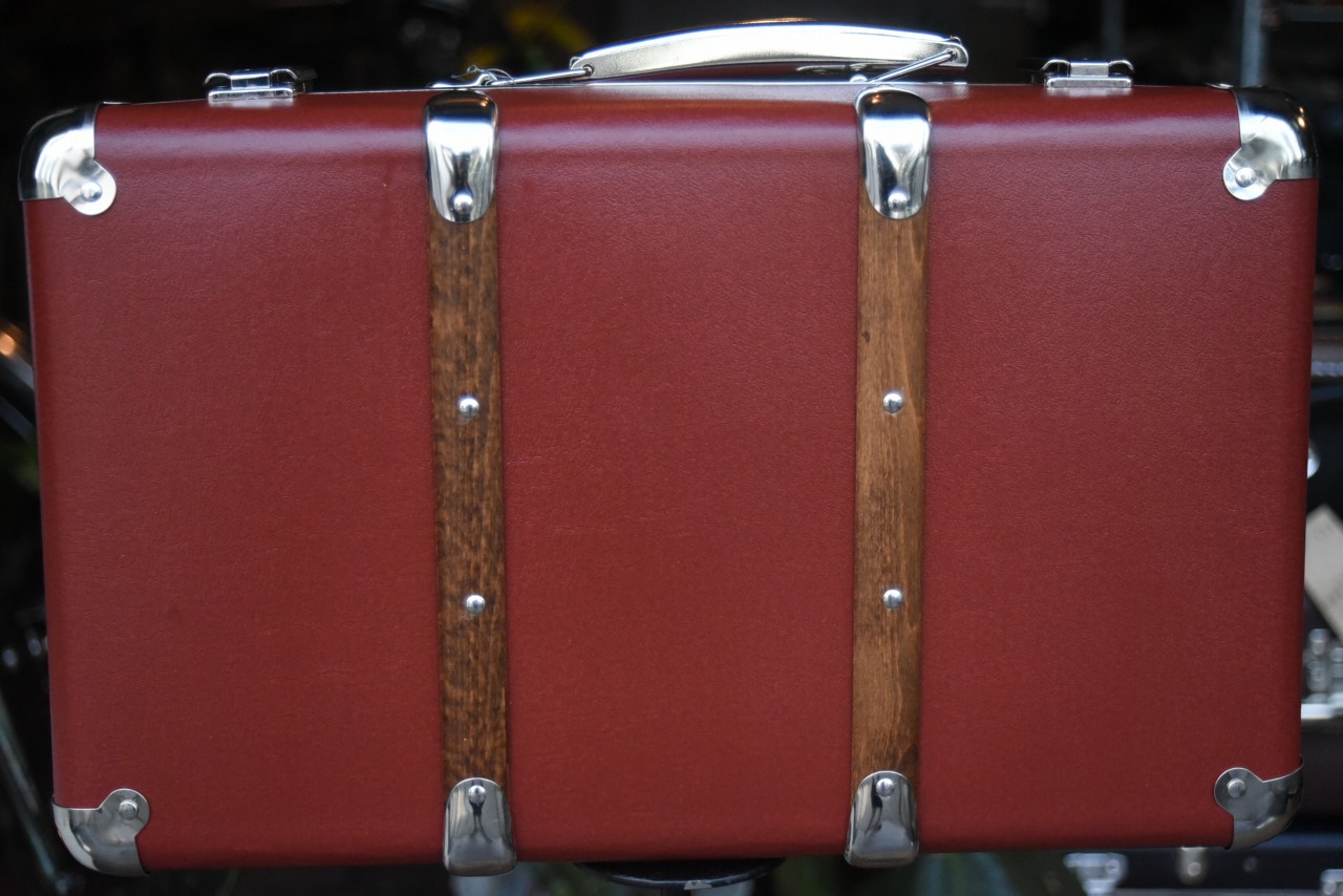 5558 40cm M ブラウン 「KAZETO社」 トランクケース 90年以上の歴史を誇るチェコの伝統的トランクメーカー