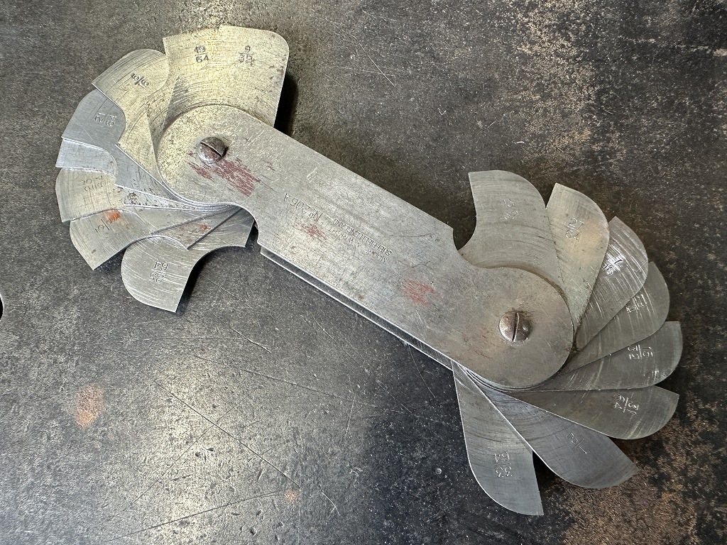 108003 ヴィンテージ　「MOORE&WRIGHT SHEFFELD」　シックネスゲージ  すきまゲージ　工具　英国 MADE IN ENGLAND