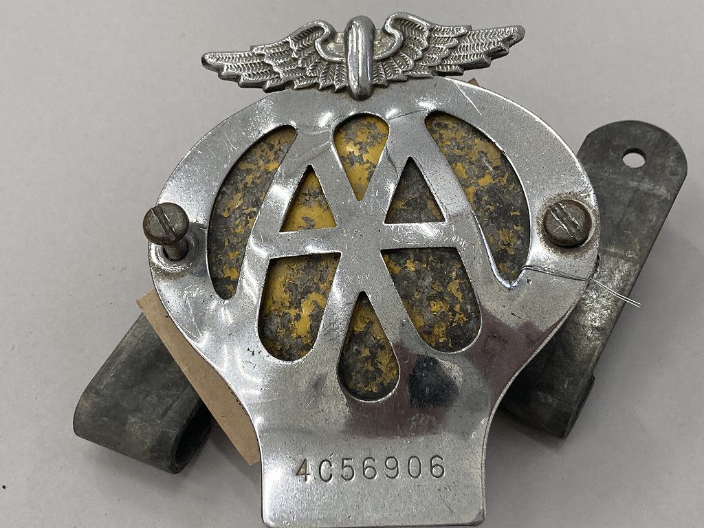 108461  ヴィンテージ　AA 「Automobile Association」 カーバッチ エンブレム