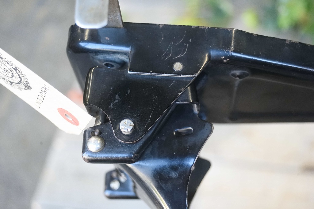 104922 ヴィンテージ 「LEITZ」 ホールパンチャー 2穴パンチ ドイツ製 MADE IN GERMANY