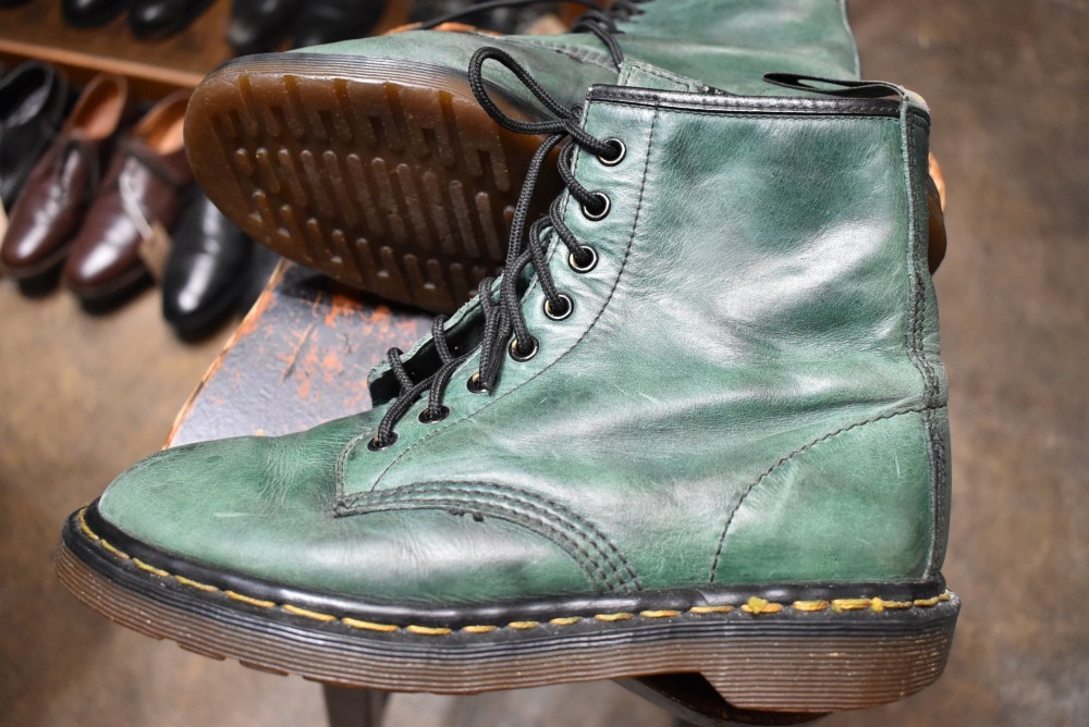 109195 ヴィンテージ　ブーツ　「ドクターマーチン」　Dr. Martens　8ホール MADE IN ENGLAND