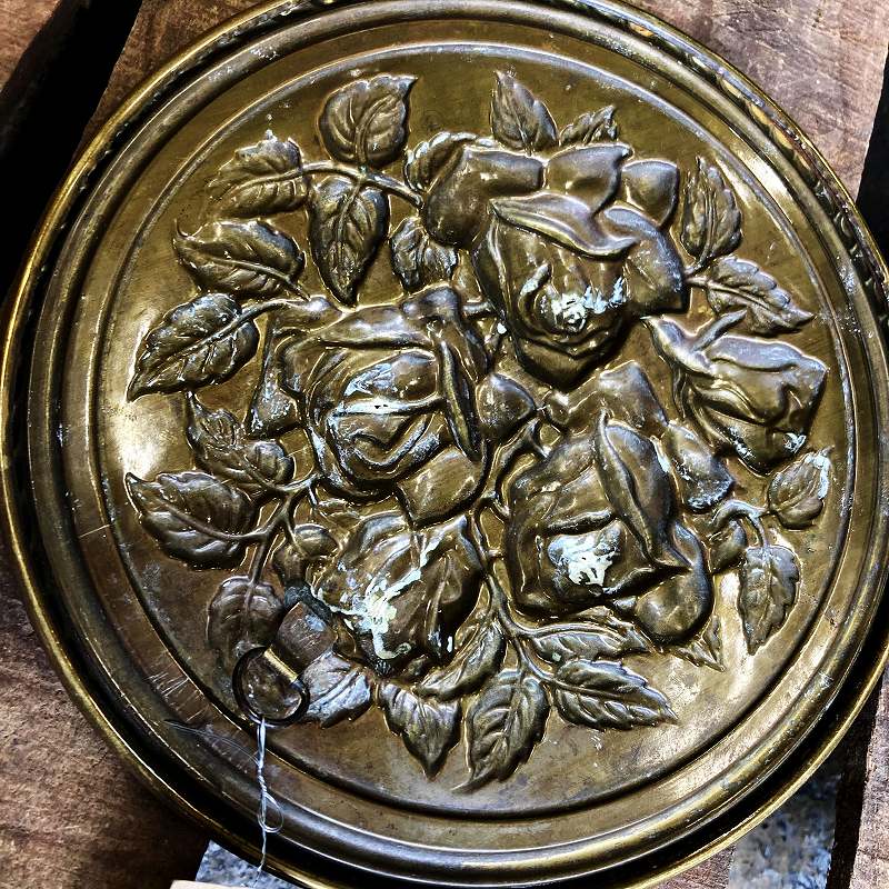 105625 生産国不明　フラワートレイ　真鍮製　ブラス