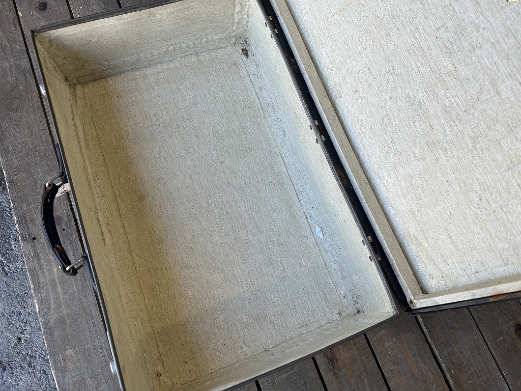 107582 UK ヴィンテージ　英国 グローブ トロッター  「GLOBE TROTTER」 MADE IN ENGLAND 刻印