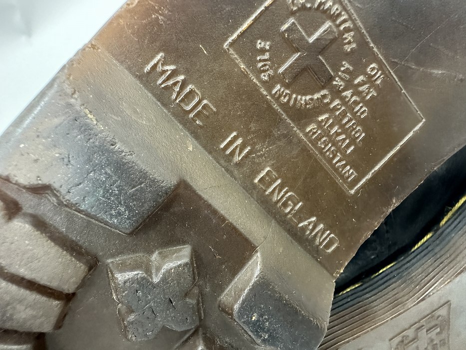 108280  MADE IN ENGLAND / Dr.Martens 3ホール ドクターマーチン