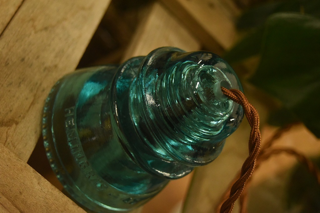 104789 インダストリアル　ガラスインシュレーター　ランプ　照明　USA　　碍子