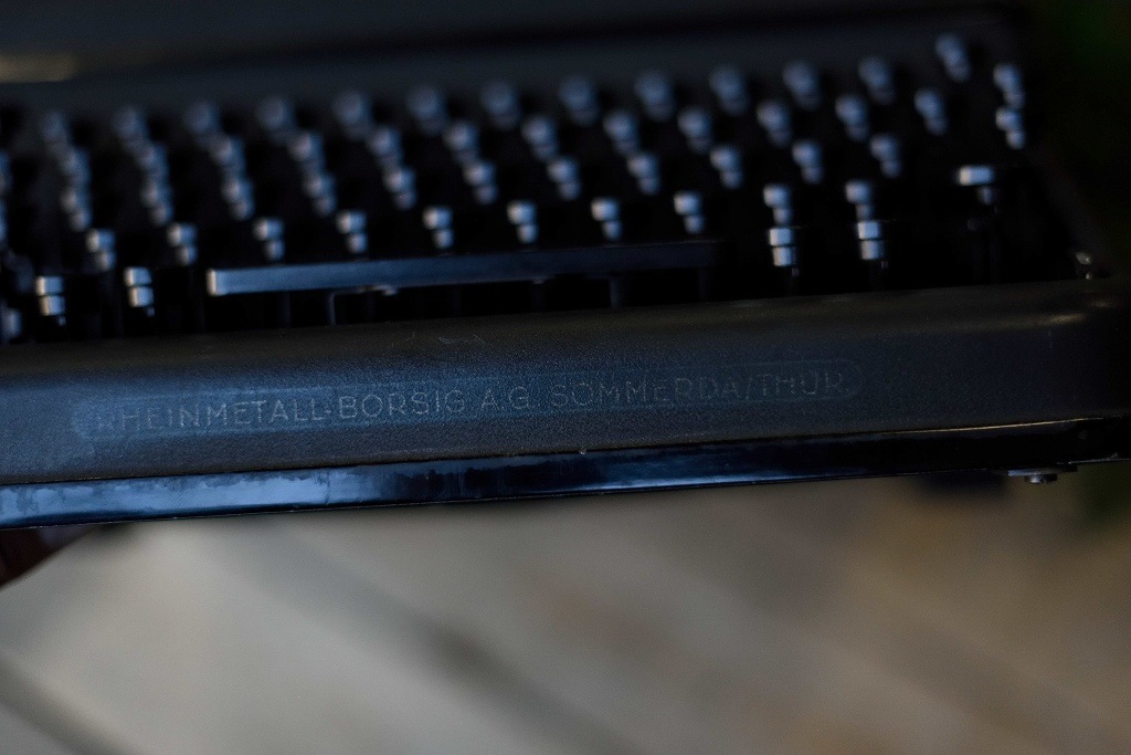 104876 ヴィンテージ　「「Rheinmetall　ラインメタル社製」　タイプライター　西ドイツ製 MADE IN GERMANY