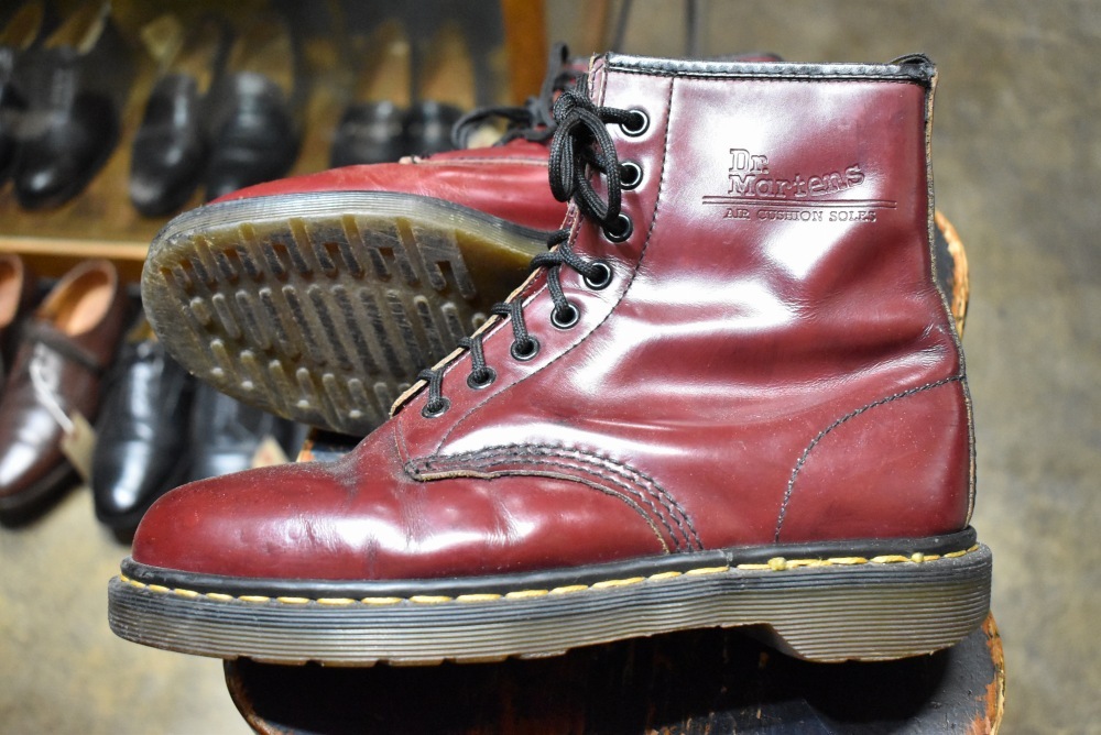 109193 ヴィンテージ　ブーツ　「ドクターマーチン」　Dr. Martens　8ホール MADE IN ENGLAND