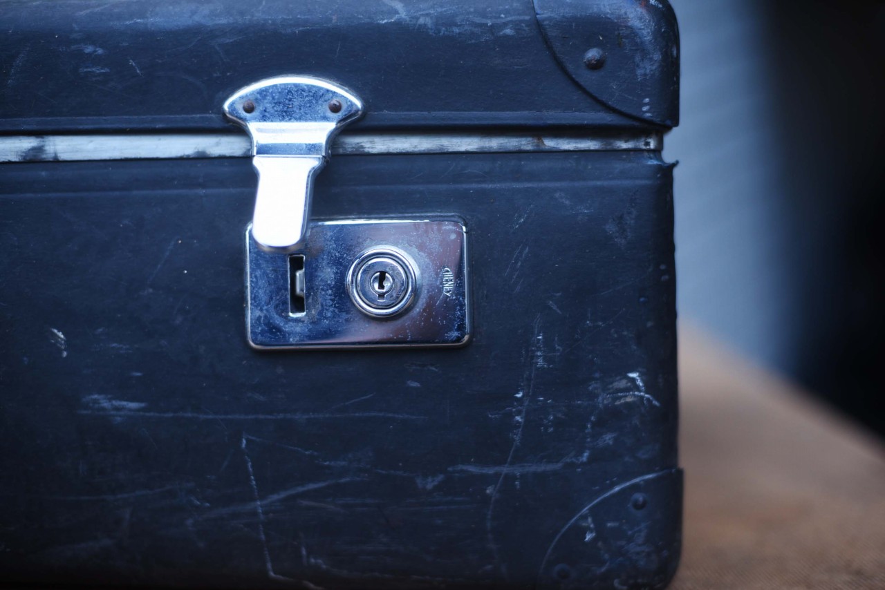 UK ヴィンテージ グローブ・トロッター「GLOBE TROTTER」 MADE in