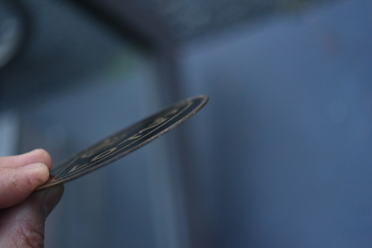 102965 UK ヴィンテージ　 「LOTUS ロータス」　 2枚セット　旧ロゴ　ブラス　真鍮エンブレム