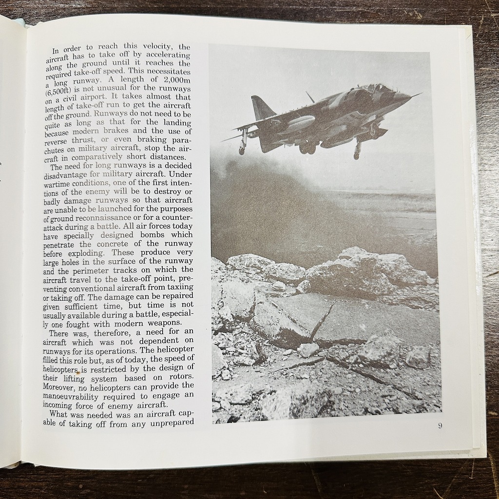 B4597「HARRIER Jump Jet」 FRANK VANN HOW THEY WORK