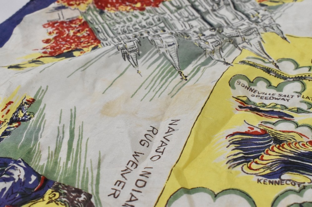 108714 ヴィンテージ 大判 スーベニア スカーフ シルク100% Souvenir scarf