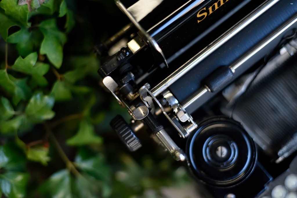 104912 ヴィンテージ　「Smith Premier」　タイプライター　アメリカ製 MADE IN USA