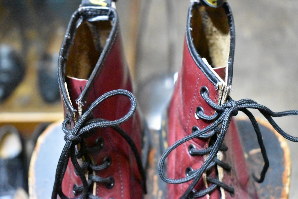 109191 ヴィンテージ　ブーツ　「ドクターマーチン」　Dr. Martens　8ホール MADE IN ENGLAND