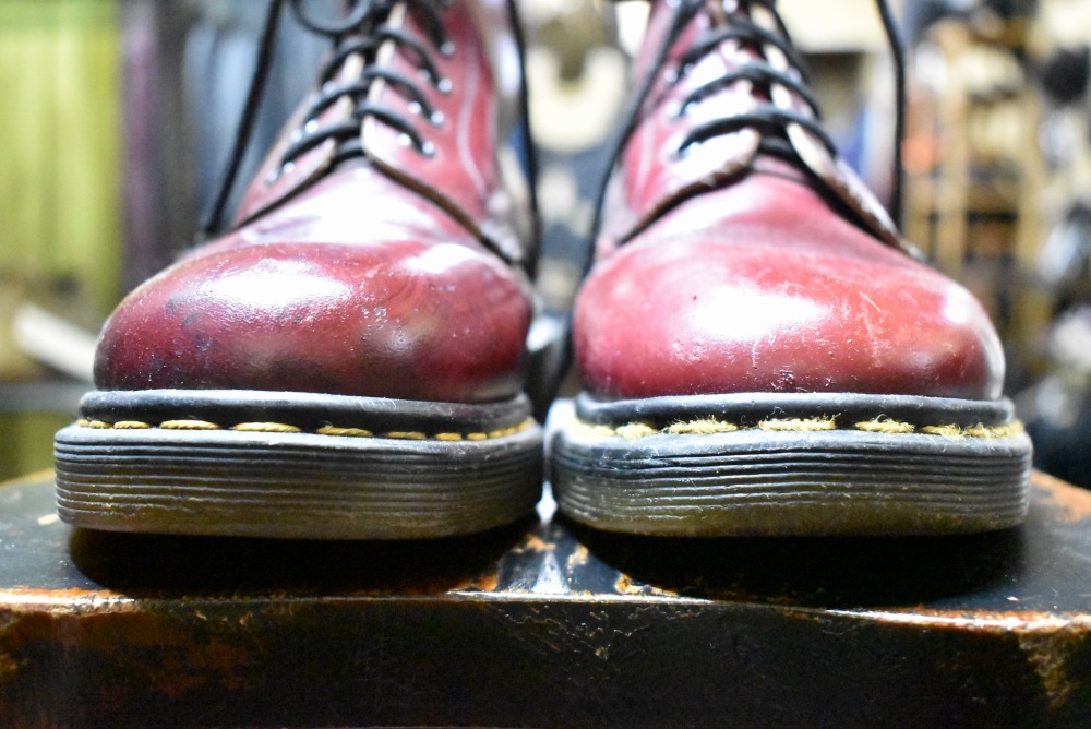 109191 ヴィンテージ　ブーツ　「ドクターマーチン」　Dr. Martens　8ホール MADE IN ENGLAND