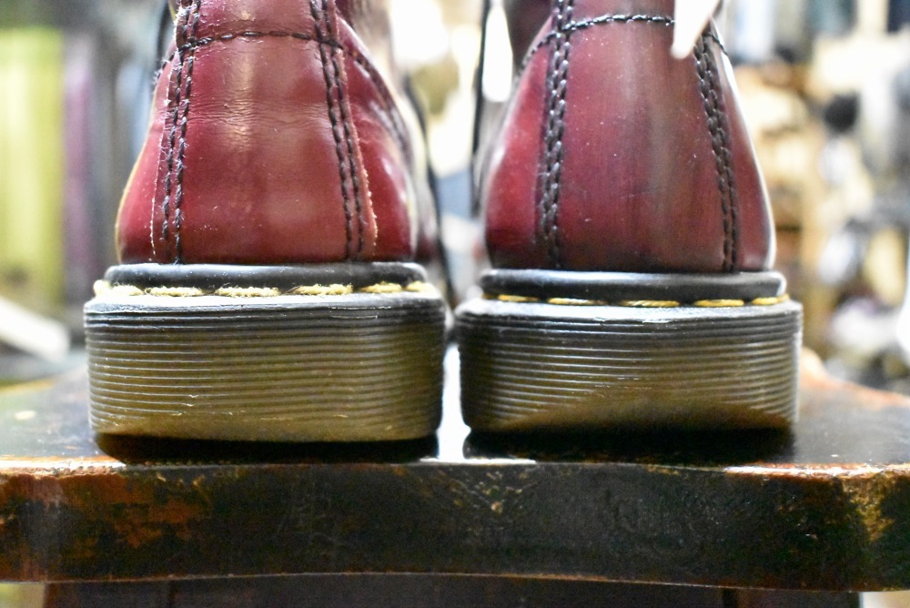109191 ヴィンテージ　ブーツ　「ドクターマーチン」　Dr. Martens　8ホール MADE IN ENGLAND