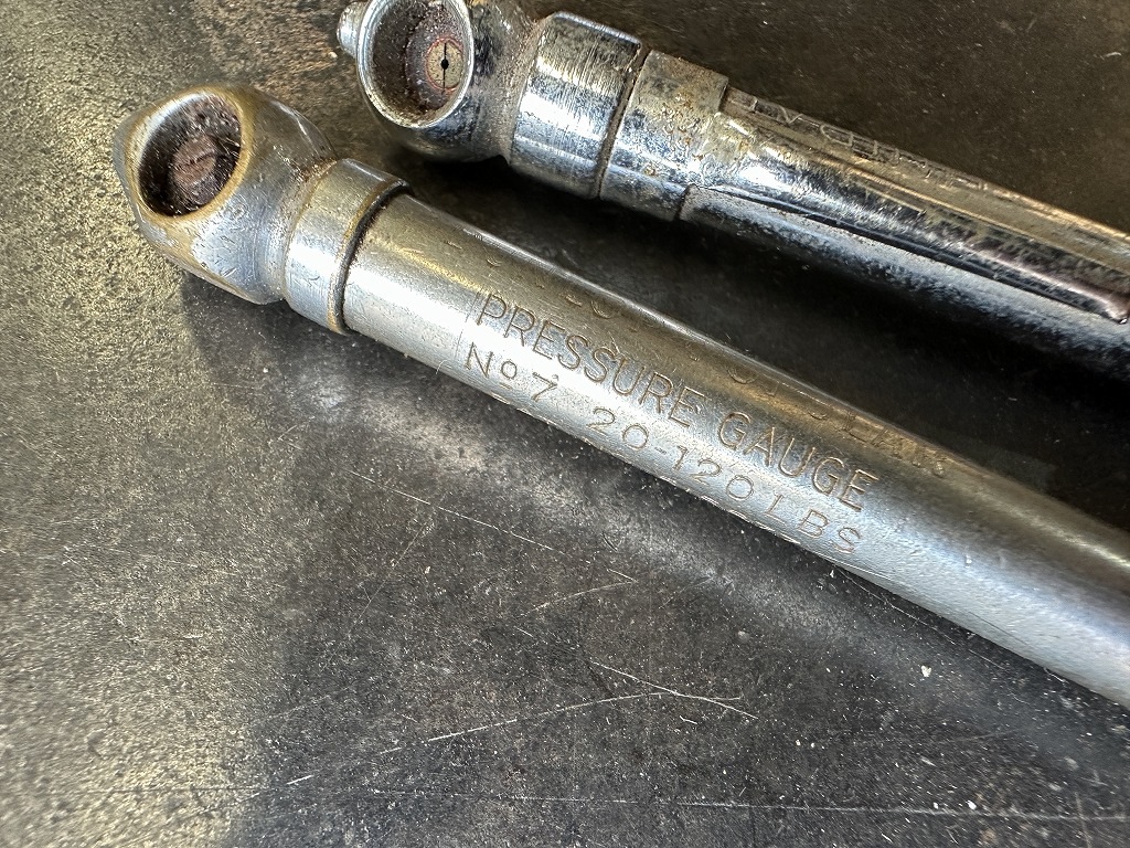 108007 ヴィンテージ　「PRESSURE GAUGE」   エアゲージ 工具　英国 MADE IN ENGLAND