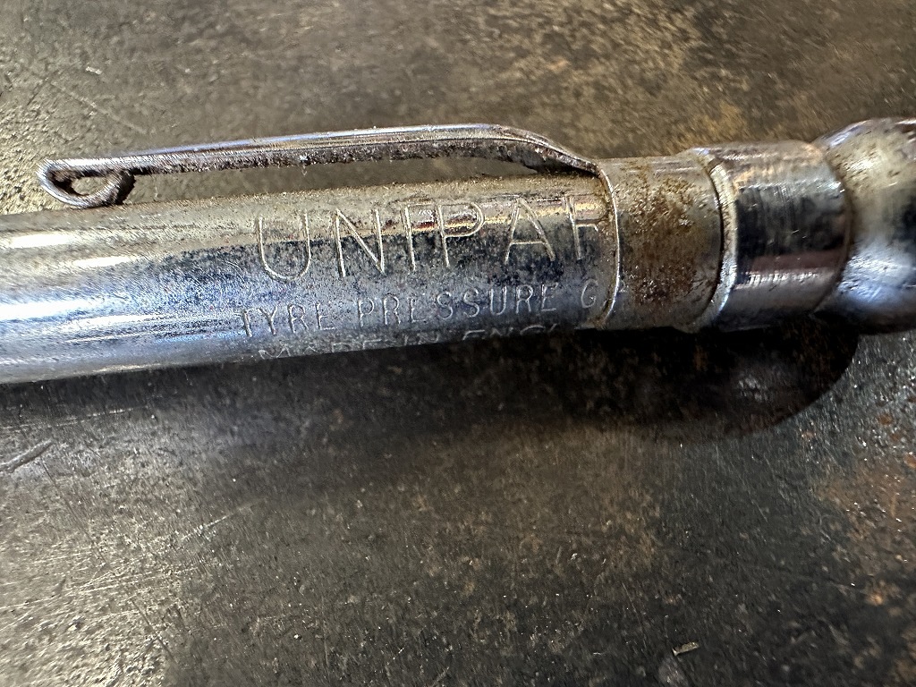 108007 ヴィンテージ　「PRESSURE GAUGE」   エアゲージ 工具　英国 MADE IN ENGLAND