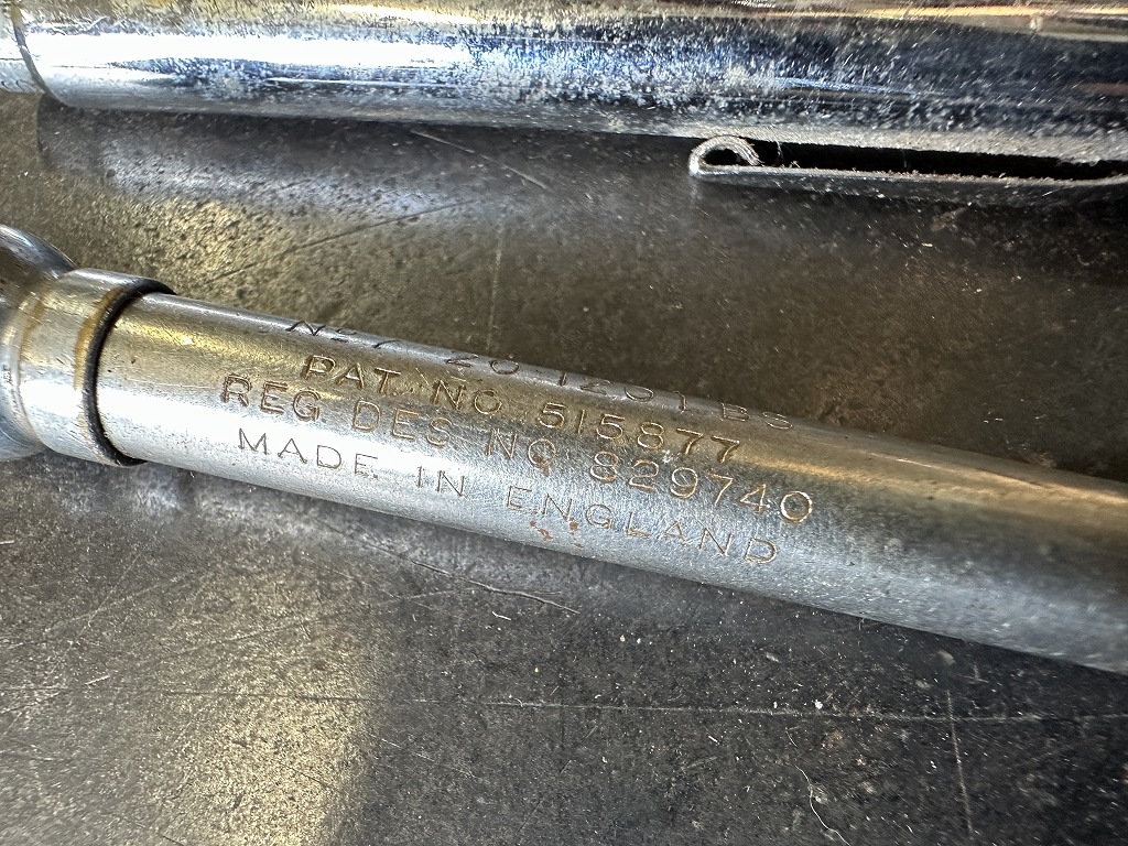 108007 ヴィンテージ　「PRESSURE GAUGE」   エアゲージ 工具　英国 MADE IN ENGLAND