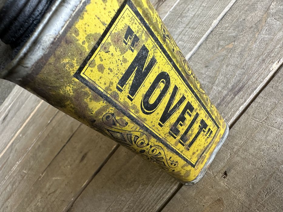 108127 ヴィンテージ オイル缶  HUILE NOIRE 