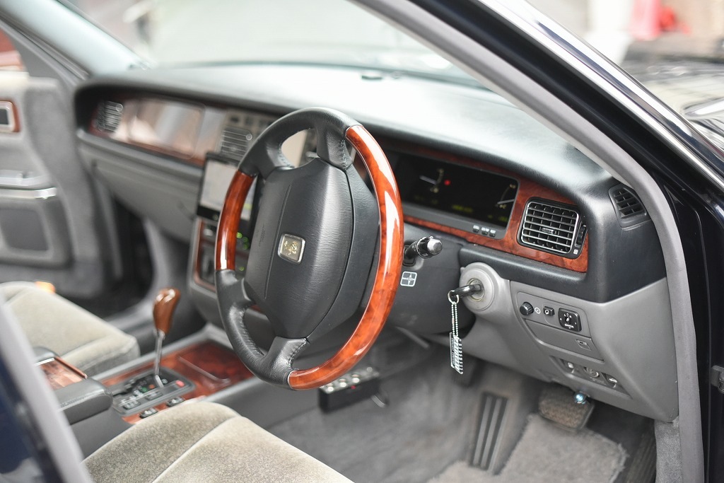 1998年式 「TOYOTA CENTURY」 トヨタ　センチュリー　ラグジュアリーカー E-GZG50