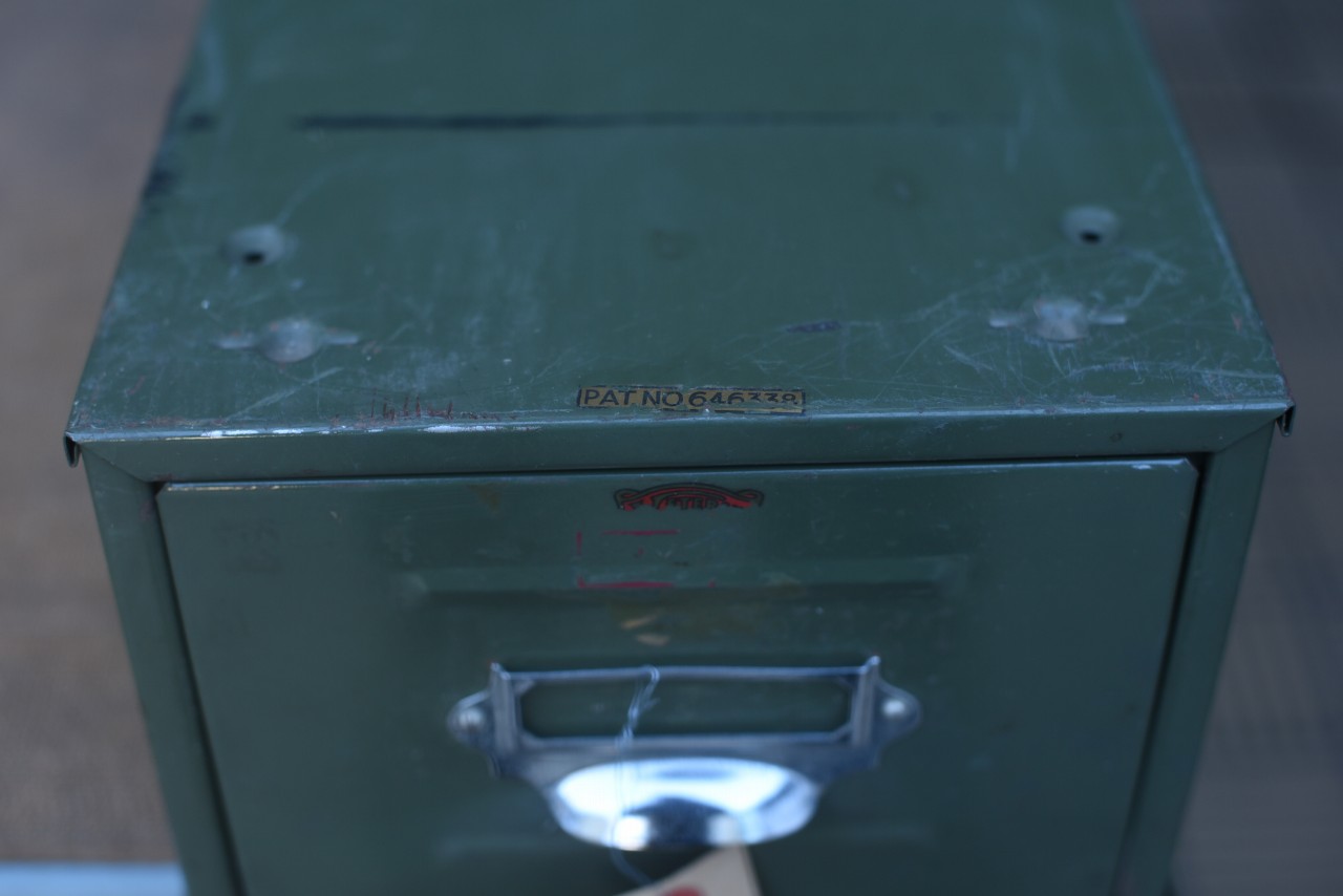 UK VETERAN SERIES BRITISH MADE インダストリアル スチールキャビネット 英国 101538