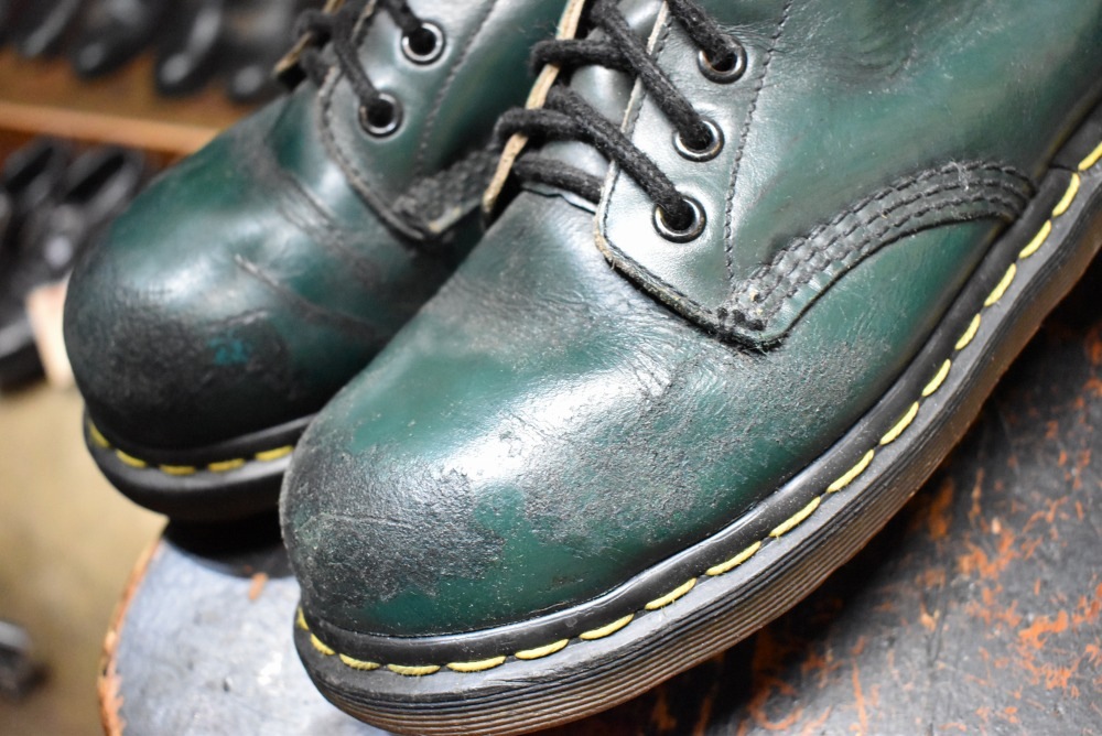 109194 ヴィンテージ　ブーツ　「ドクターマーチン」　Dr. Martens　10ホール MADE IN ENGLAND