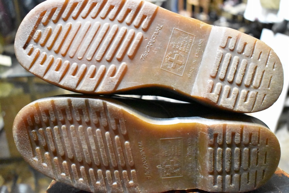109194 ヴィンテージ　ブーツ　「ドクターマーチン」　Dr. Martens　10ホール MADE IN ENGLAND