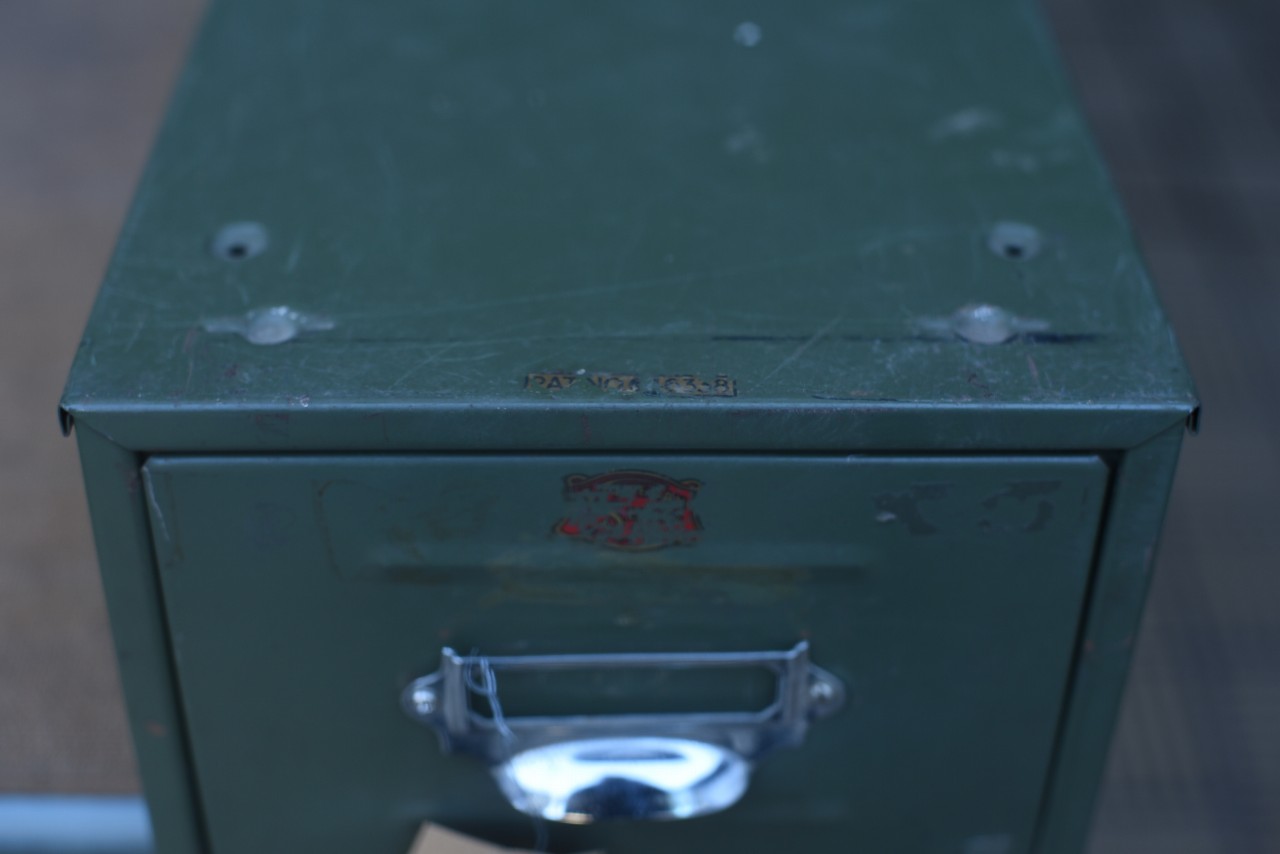 UK VETERAN SERIES BRITISH MADE インダストリアル スチールキャビネット 英国 101540