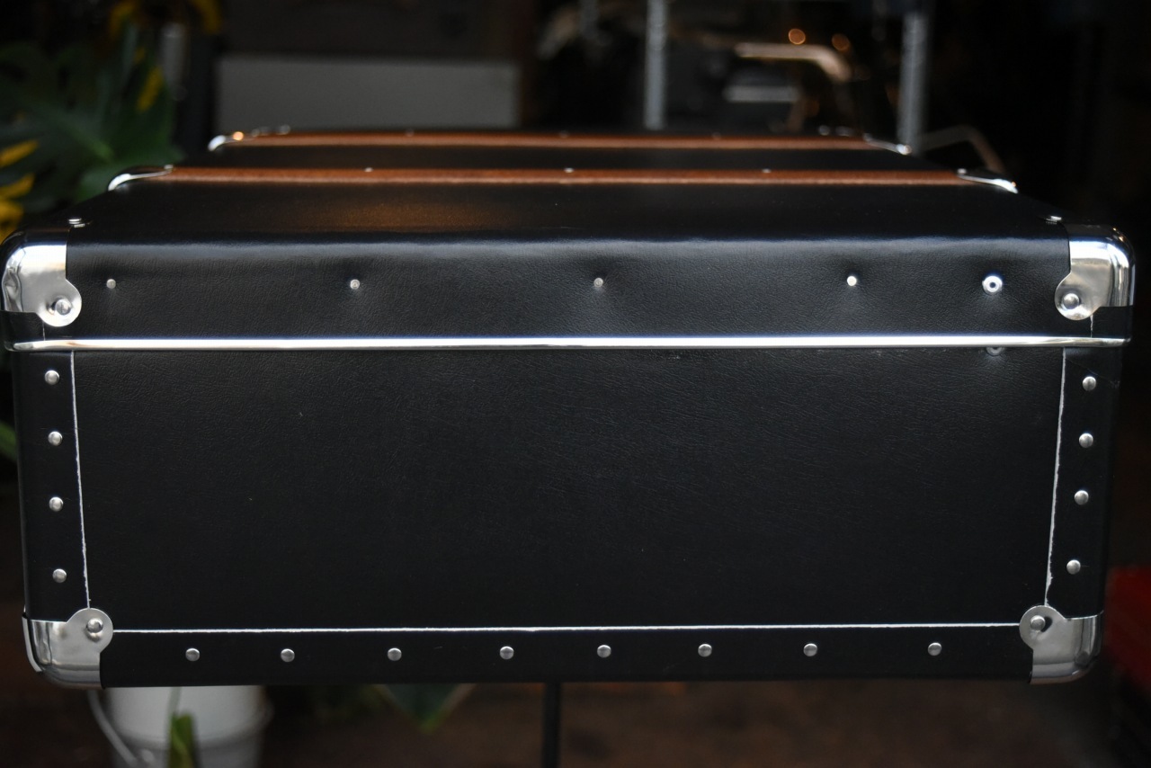 5527 70cm LL ブラック 「KAZETO社」　トランクケース 90年以上の歴史を誇るチェコの伝統的トランクメーカー　