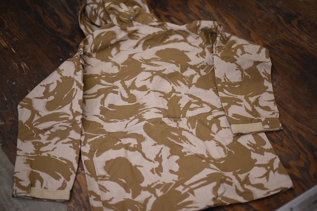 106578 170/104 英国軍　実物 新品 WINDPROOF コンバット スモック デザートDPM　カモ