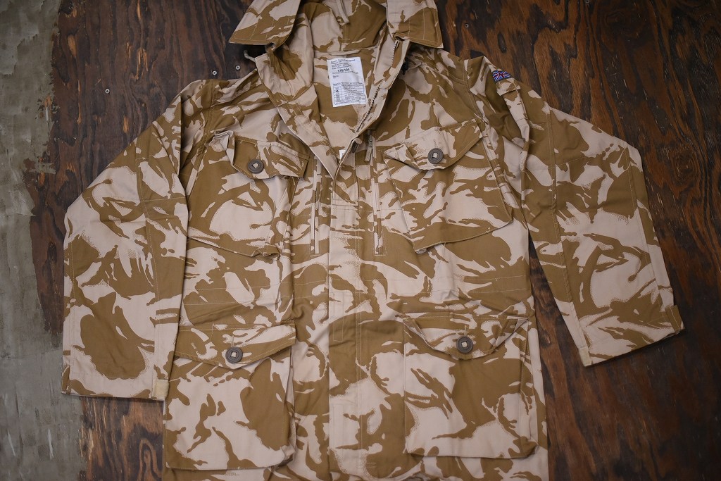 106578 170/104 英国軍　実物 新品 WINDPROOF コンバット スモック デザートDPM　カモ