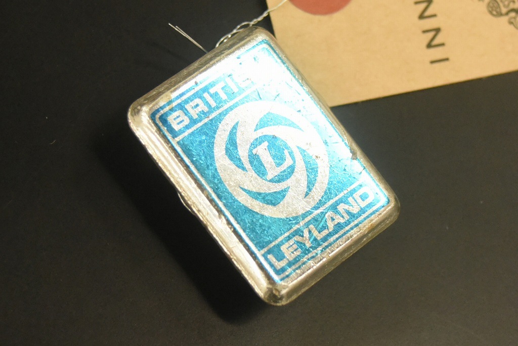 104511 ヴィンテージ 「BRITISH LEYLAND ブリティッシュ・レイランド」 旧車 エンブレム 英国 MADE IN ENGLAND