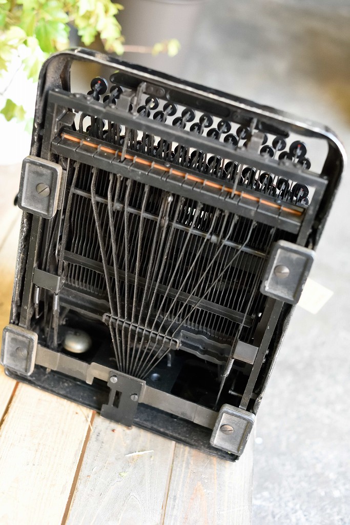 104908 ヴィンテージ タイプライター ドイツ製 MADE IN GERMANY