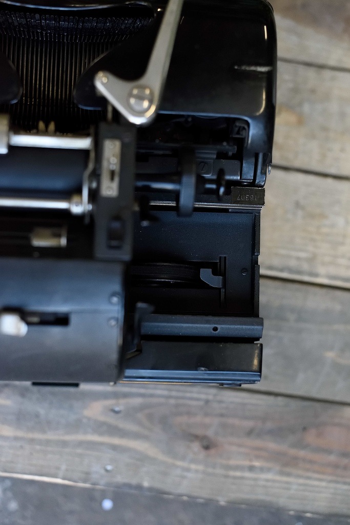 104908 ヴィンテージ タイプライター ドイツ製 MADE IN GERMANY