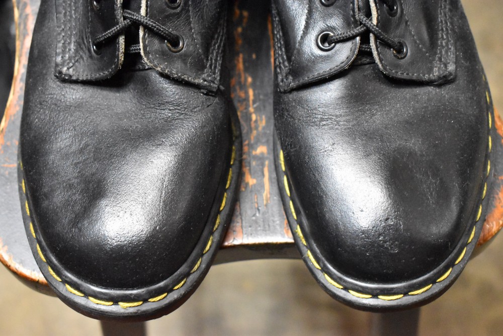 109196 ヴィンテージ　ブーツ　「ドクターマーチン」　Dr. Martens　10ホール MADE IN ENGLAND